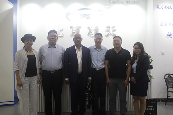 近日，尼日爾防務部門負責人蒞臨北京凌天，專題考察安檢、排爆、反恐等軍用警用技術裝備。